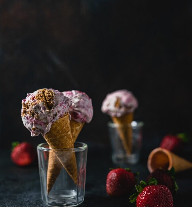 No-Churn Strawberry Cheesecake Ice Cream