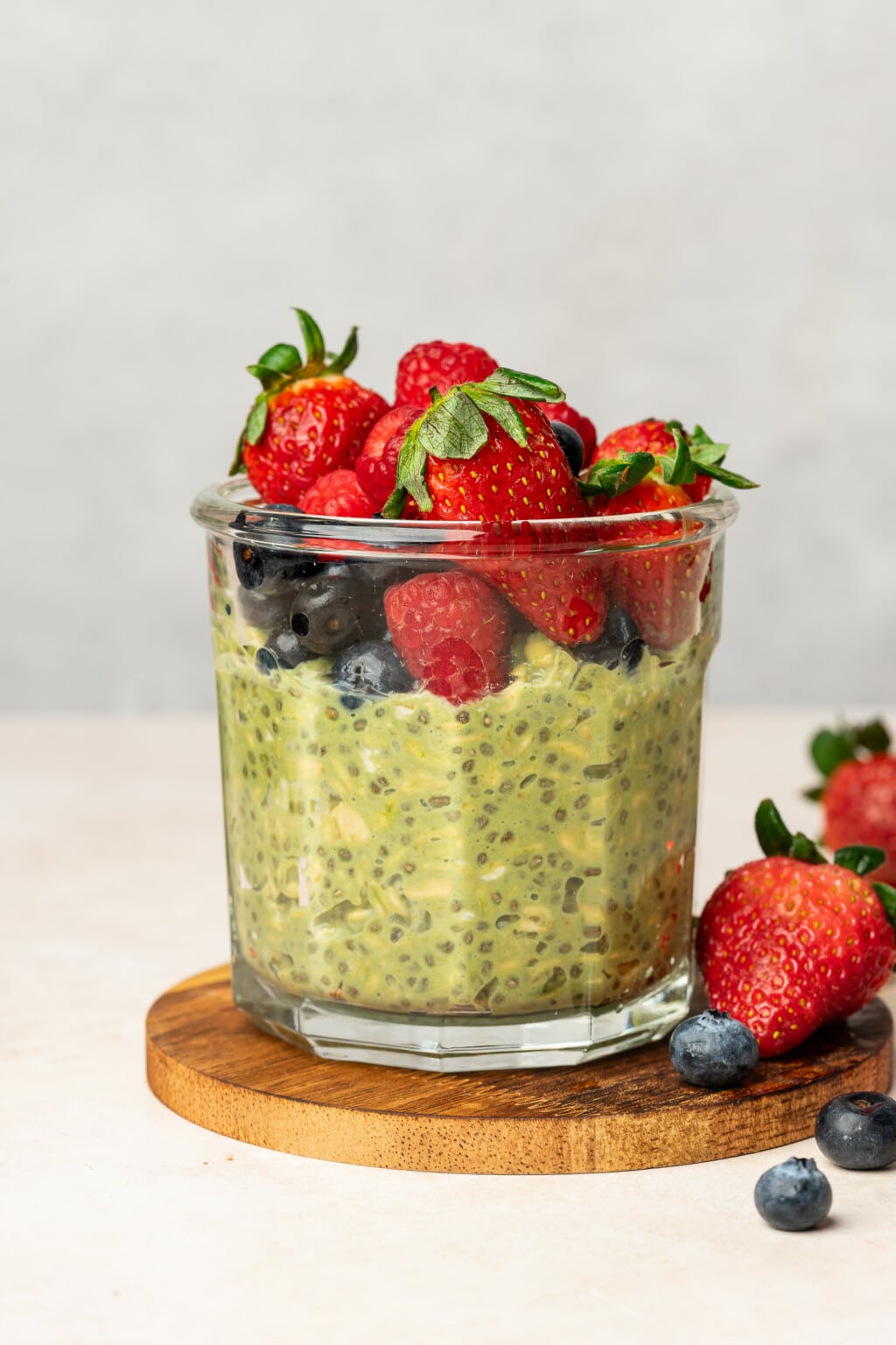 Matcha Overnight Oats with Oat Milk - Liv Vegan Strong